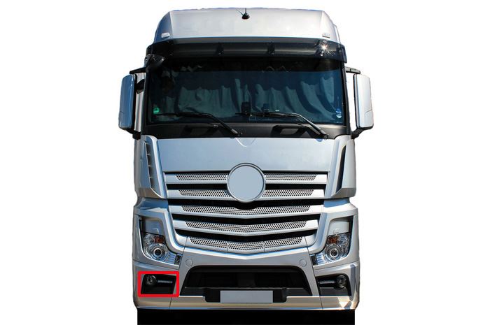 RAMKA HALOGENU MB ACTROS 4 KAB.MS PRAWA