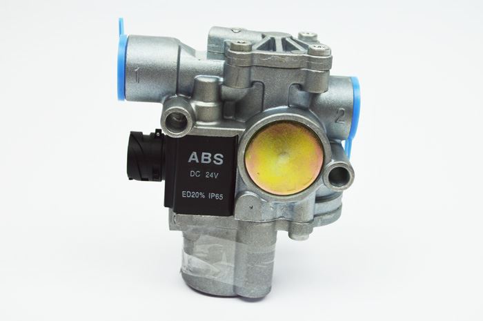 ZAWÓR MODULATOR ABS VOLVO 2-WYJŚCIOWY